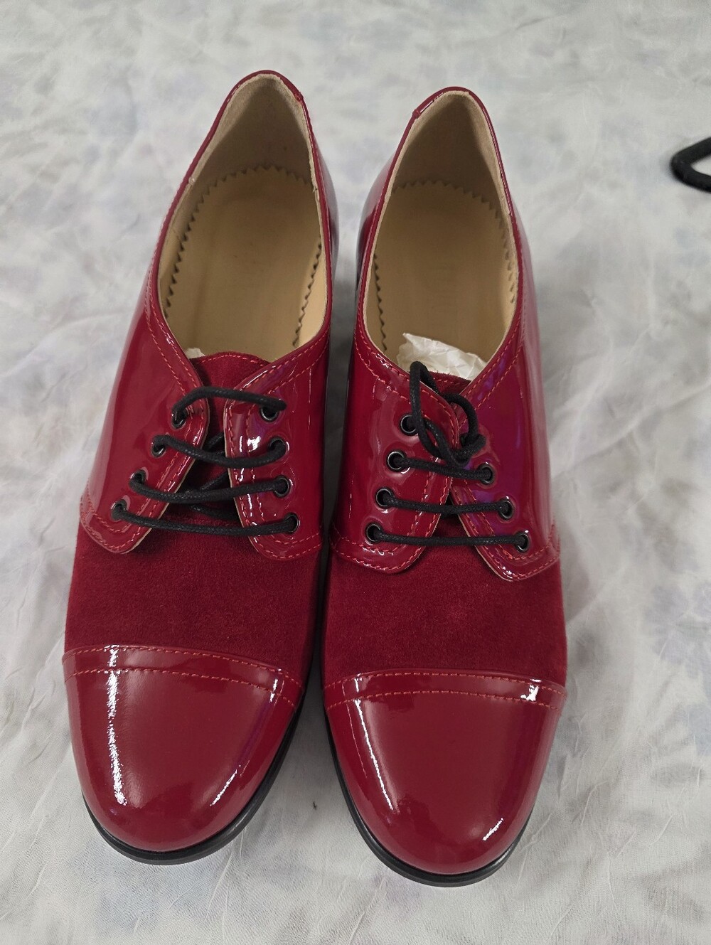 The Moor Women's Red Patent Leather & Suede Women's Red Lace-Up Oxford Shoes 39